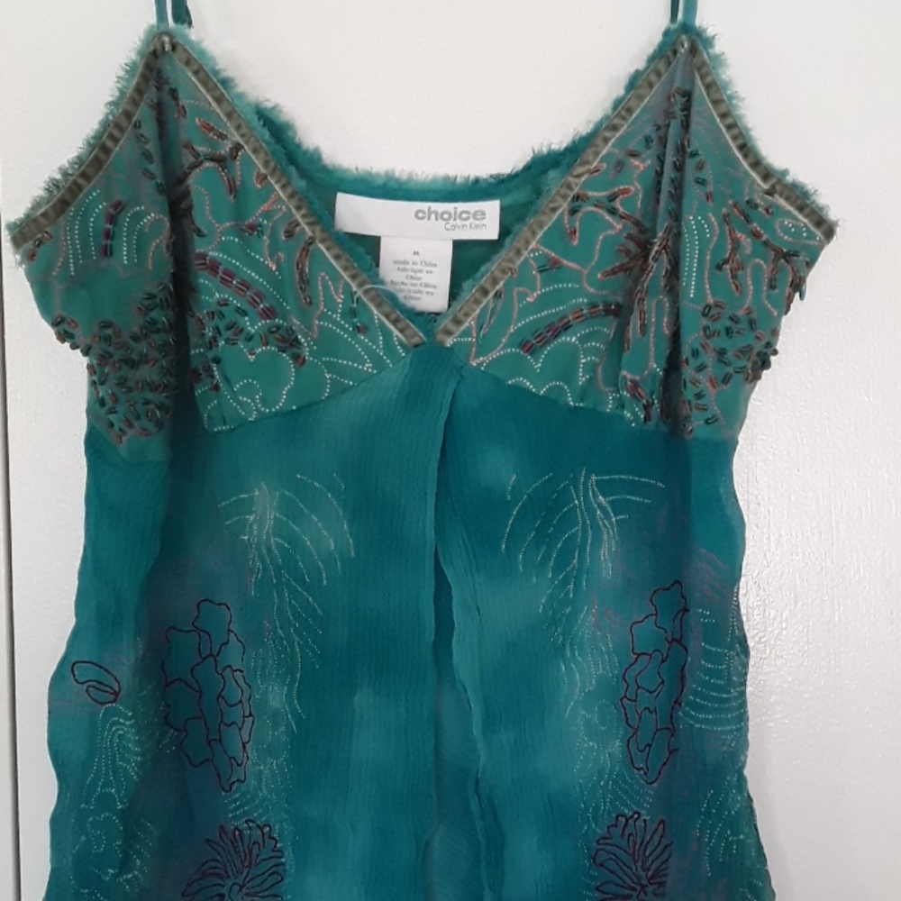 Top - Picture 2 of 5